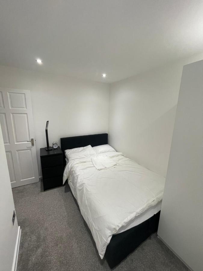 Tilbury Docks Rooms For Short Letting Esterno foto